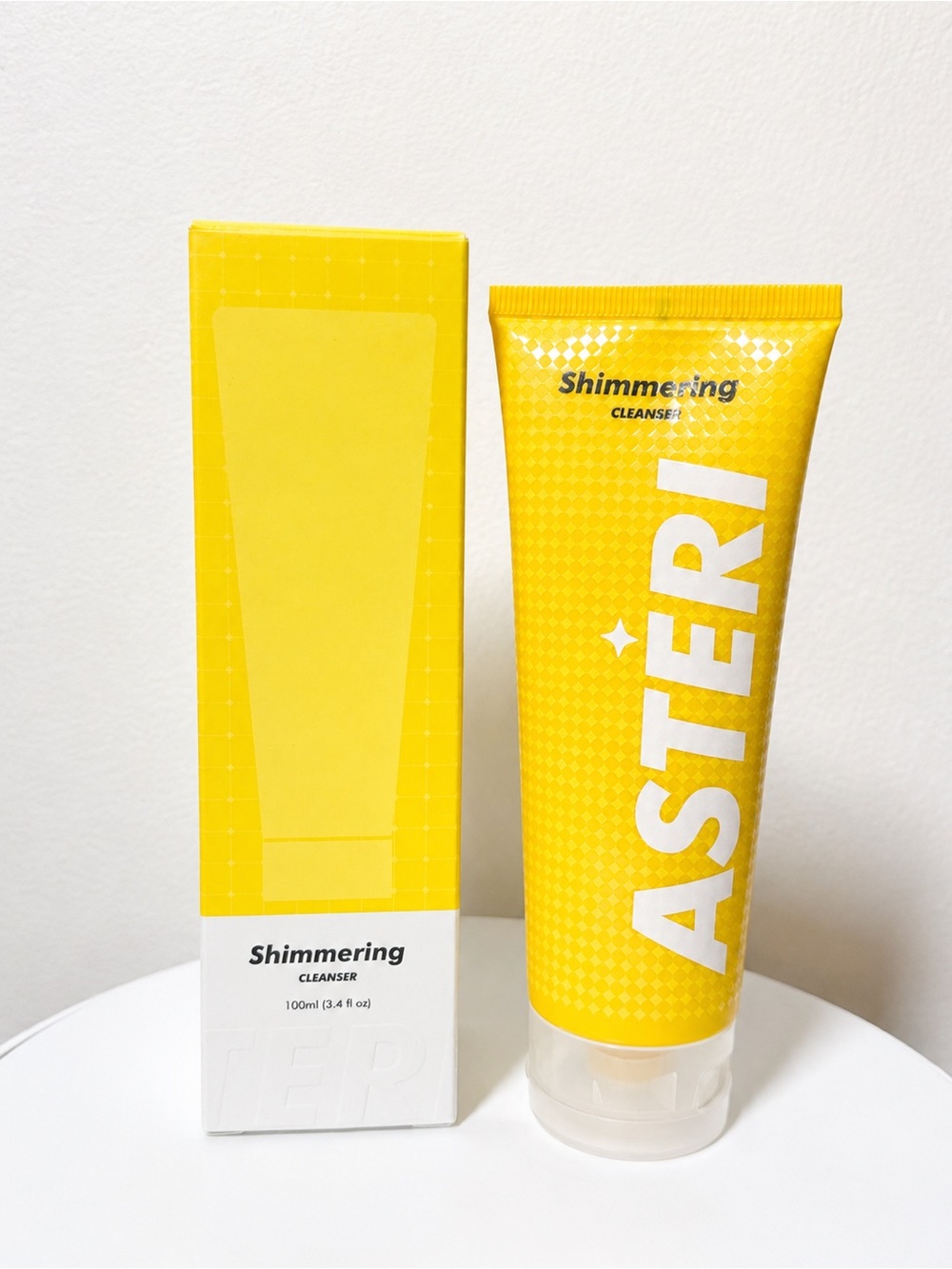ASTERI Shimmering Cleanser - Bright Yellow Tube